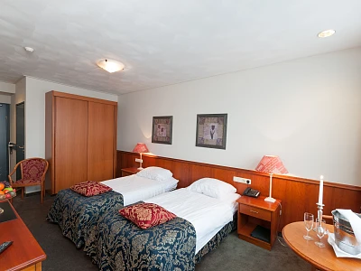Economy Rooms